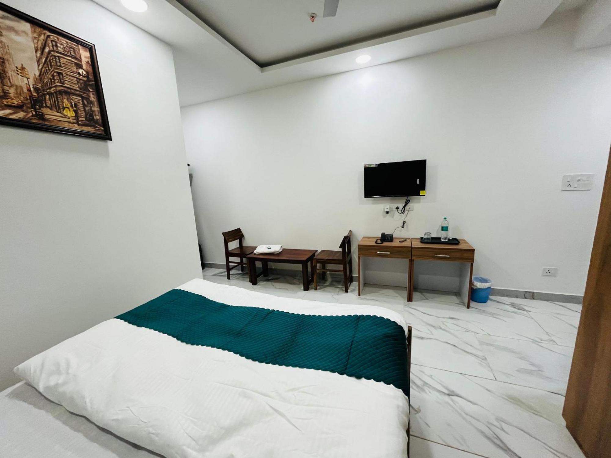 Townhouse Happy Habitat Guest House 그레이터 노이다 외부 사진
